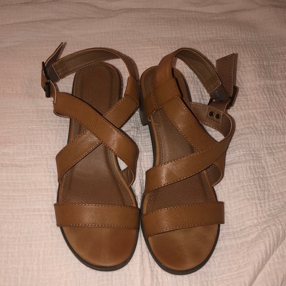 Sugar brown heels!